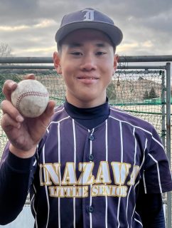 稲沢リトルシニアです
いつも応援ありがとうございます😊

【46期生】
練習試合vs大津北シニアさん
久しぶりの県外遠征試合⚾️
天候が心配されましたが、そこは我らの晴れパワーで問題なし☀️
そしてキャプテン#34
またまたまたまたホームラン！
もはや遠征＝一発の流れができつつあります🔥

この勢いのまま、2月に開催される尾張ブロック大会も
全力で挑みます！
引き続き応援よろしくお願い致します📣

大津北シニアさん、会場準備等ありがとうございました😊今後もよろしくお願い致します✨

#稲沢リトルシニア　#練習試合　#遠征　#雪