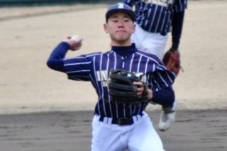 稲沢リトルシニアです
いつも応援ありがとうございます😊

【46期生　2年生】
📅2/7（土）
　練習試合
　　vs富山シニアさん
　　vs奈良FODポニーさん

📅2/8(日)
　　vs富山シニアさん
　　vs豊田ボーイズさん

遠方よりお越しいただき、ありがとうございました。
普段なかなか対戦することのできないチームの皆さまと練習試合ができ、選手たちにとってとても良い経験となりました。

2/8(日)は愛知県でも雪が降り、天候が心配されましたが、無事に全日程を行うことができ、何よりです❄️

今後ともよろしくお願い致します😊

#稲沢リトルシニア　#中学野球　#硬式野球
#練習試合　#チーム交流